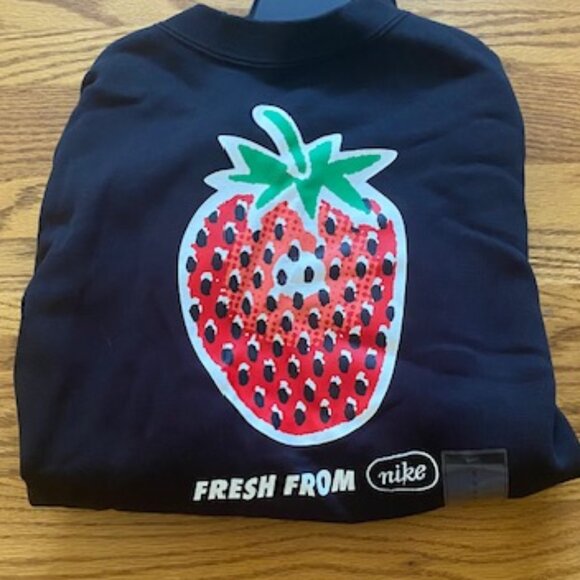 Nike Strawberry Sweatshirt Small - Picture 6 of 6